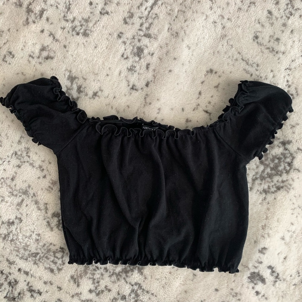 Off-the-shoulder Top